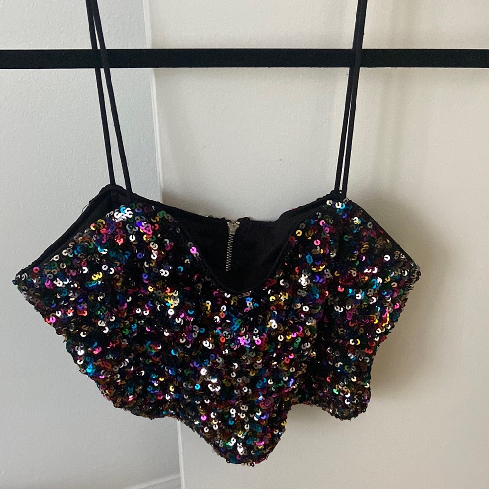Crop top